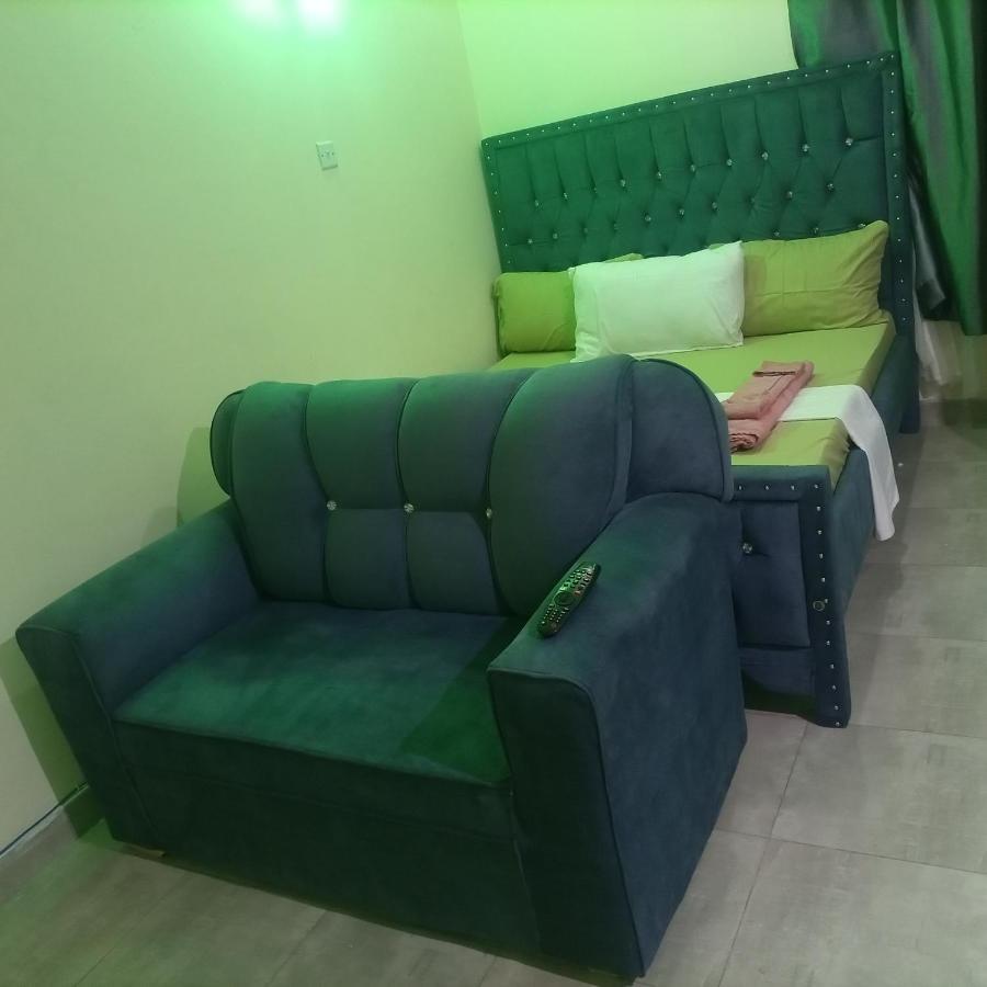 La Grande Cosy Studio Apartment Mtwapa Luaran gambar