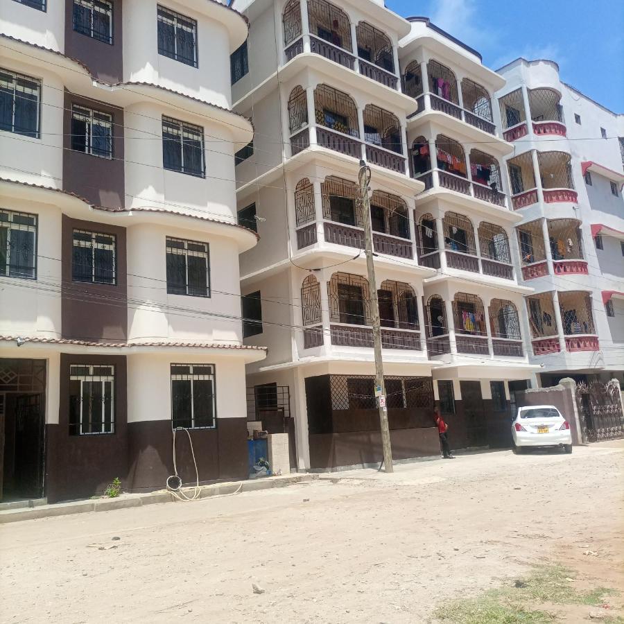 La Grande Cosy Studio Apartment Mtwapa Luaran gambar
